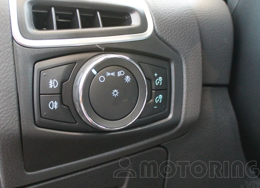 Ford Focus 2013 Việt Nam - Ảnh 39